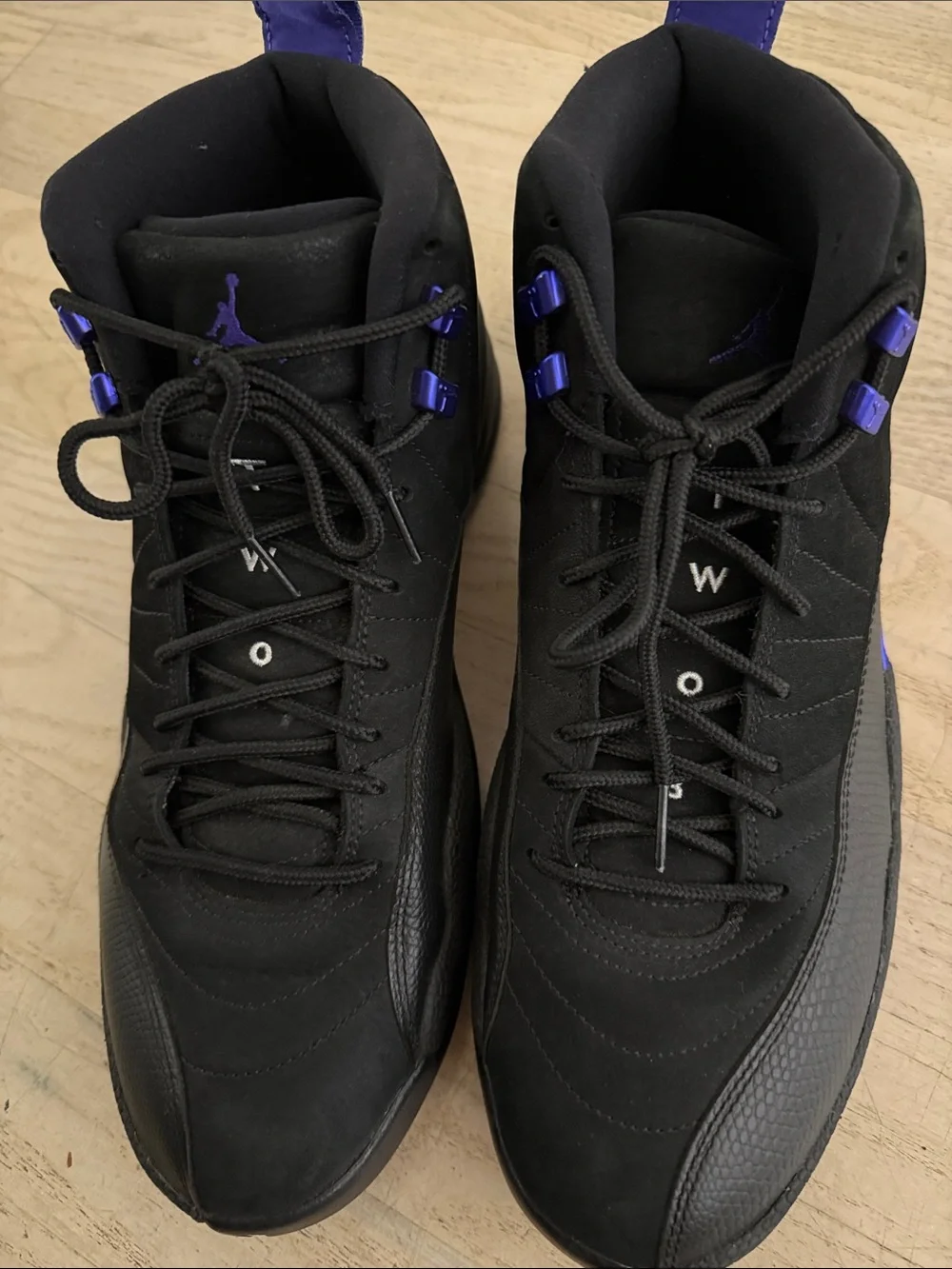 Jordan Men's Black and Purple High-Top Athletic Sneakers